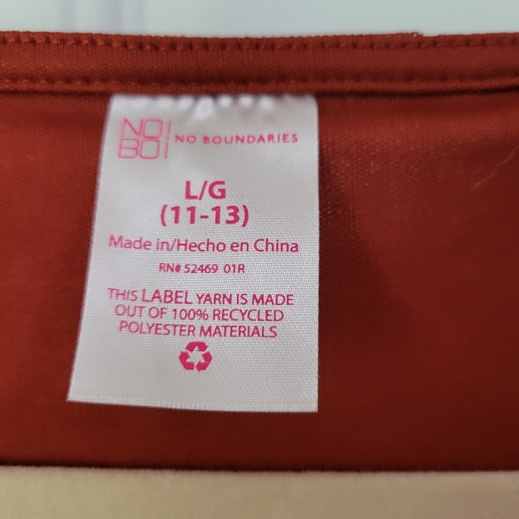 No boundaries short sleeve blouse - Picture 4 of 5